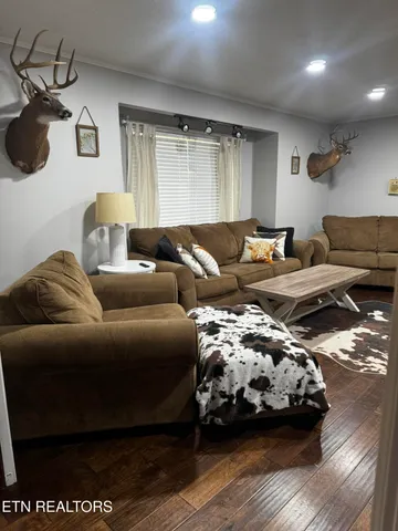 $649,900 | 136 McClellan Road, Madisonville, TN 37354