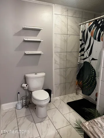 $649,900 | 136 McClellan Road, Madisonville, TN 37354