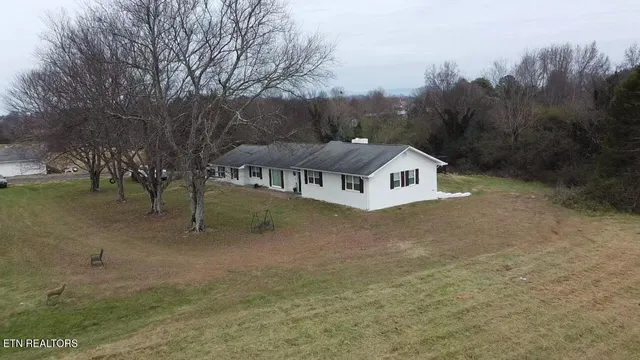 $649,900 | 136 McClellan Road, Madisonville, TN 37354