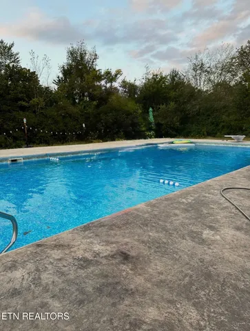 $649,900 | 136 McClellan Road, Madisonville, TN 37354