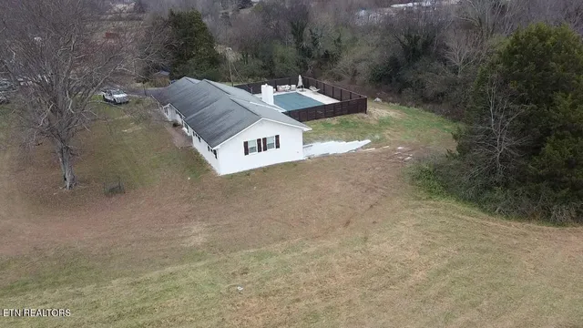 $649,900 | 136 McClellan Road, Madisonville, TN 37354