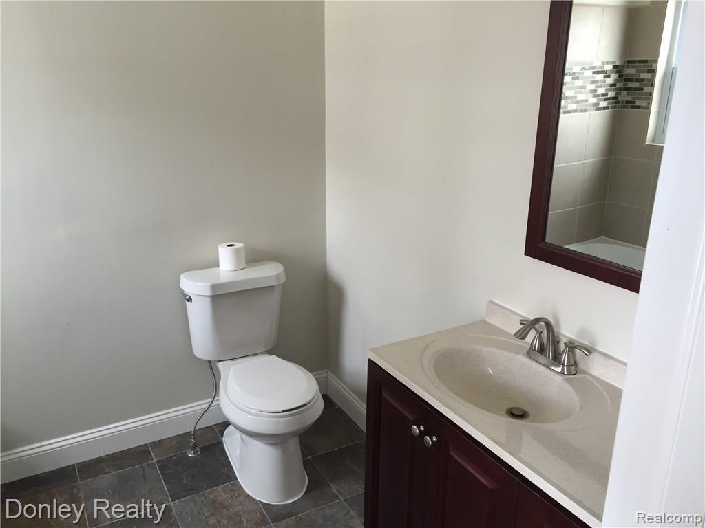 6871 Rossman Road Kingston, MI 48741 - Photo 10 of 15