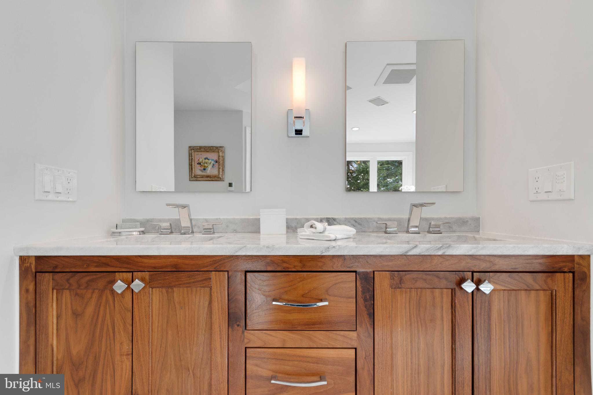 1552 Mt Pleasant Road Villanova, PA 19085 - Photo 40 of 86 custom vanity