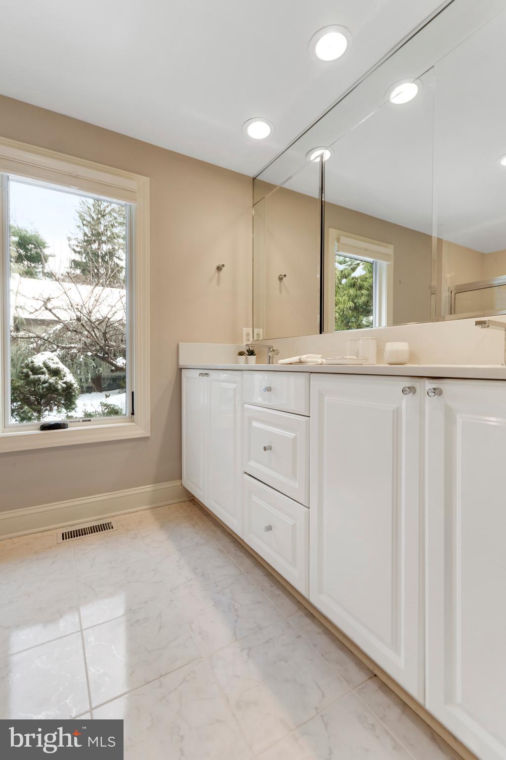 1552 Mt Pleasant Road Villanova, PA 19085 - Photo 55 of 86