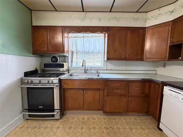 $1,400 | 3 Johnson Street, Johnson City, NY 13790