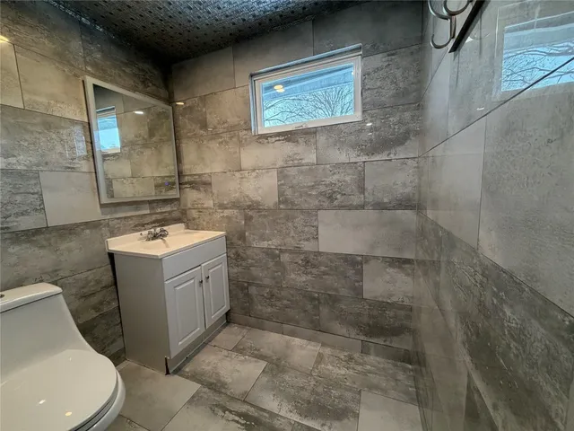 $1,400 | 3 Johnson Street, Johnson City, NY 13790