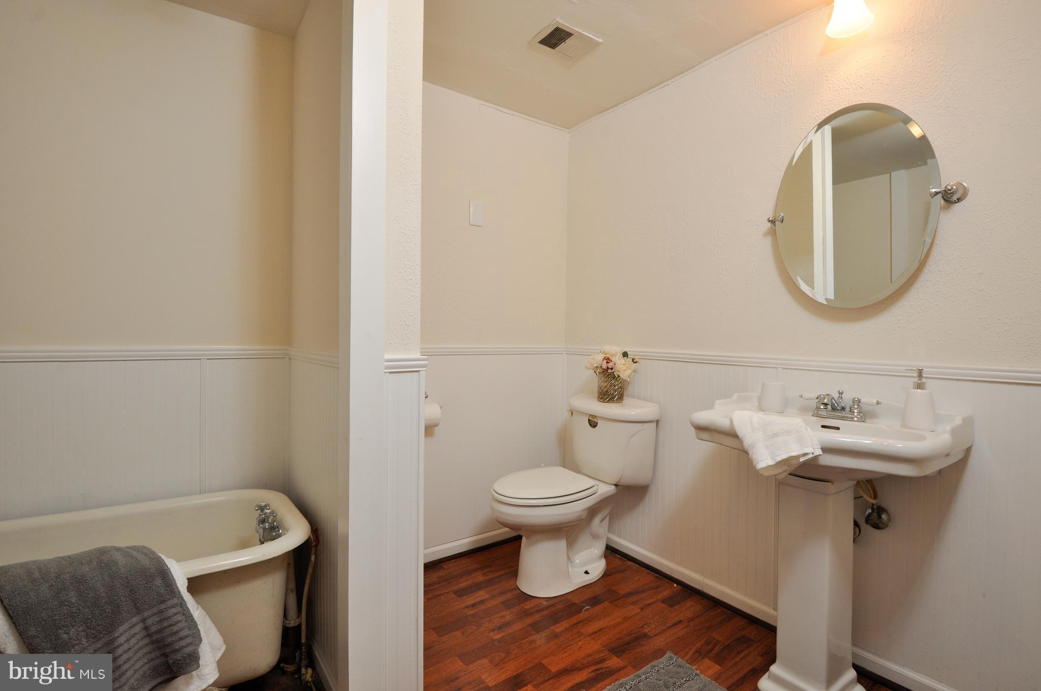 14222 Goldvein Road Goldvein, VA 22720 - Photo 20 of 30 Bath (Master) main level full bath
