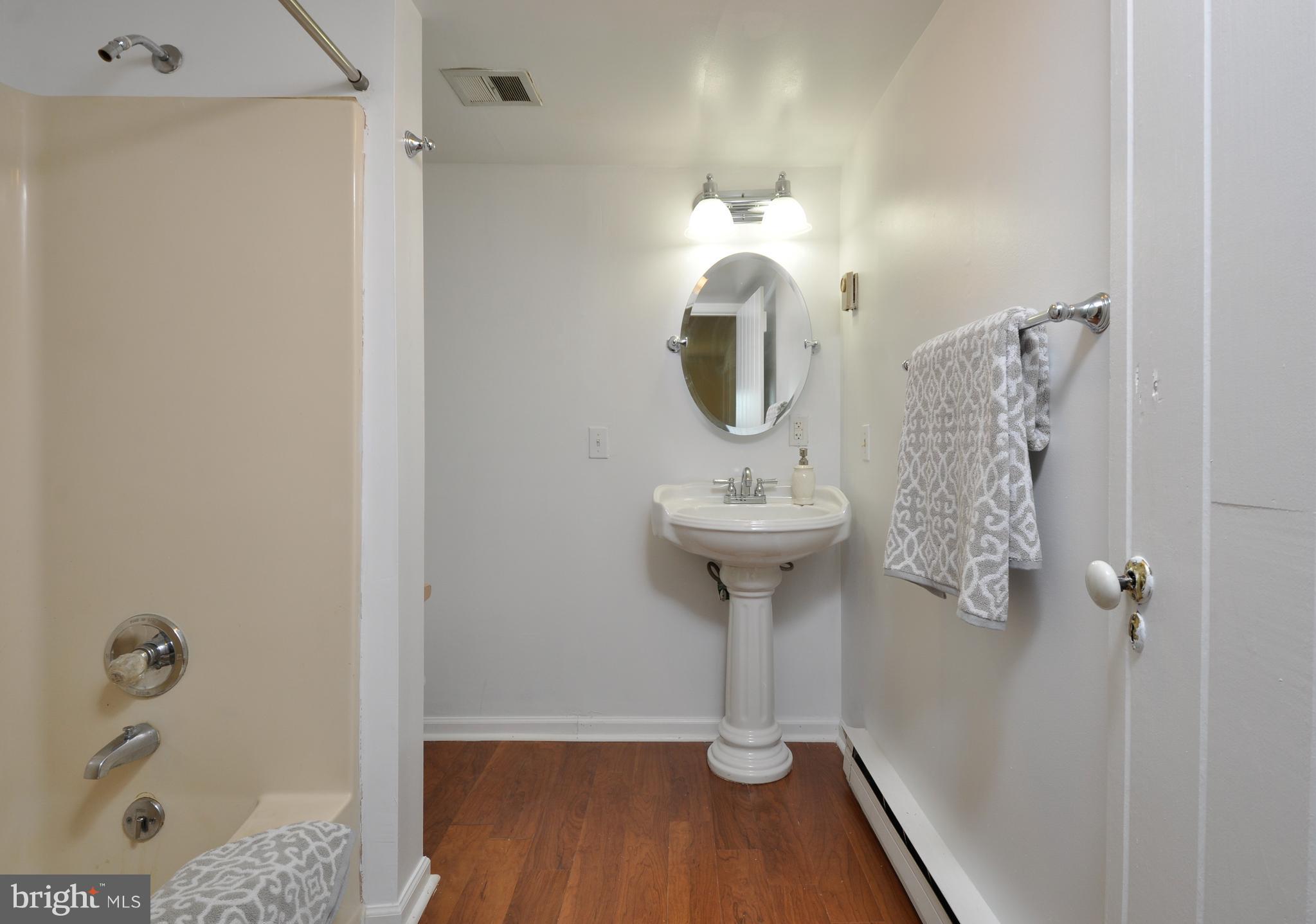 14222 Goldvein Road Goldvein, VA 22720 - Photo 21 of 30 upper hall bath