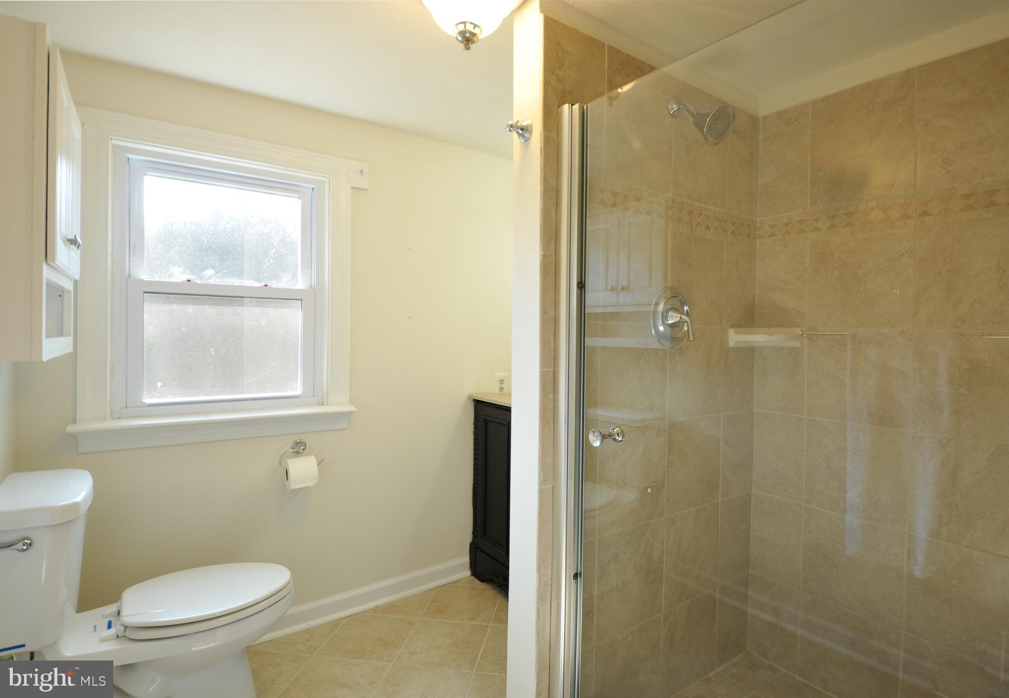 14222 Goldvein Road Goldvein, VA 22720 - Photo 27 of 30 Bath (Master) upper master bath