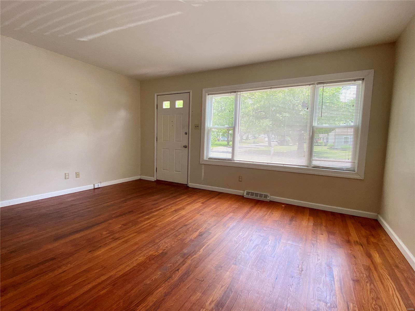 4341 Ashby Road St. Ann, MO 63074 - Photo 3 of 22 Gallery Image 3