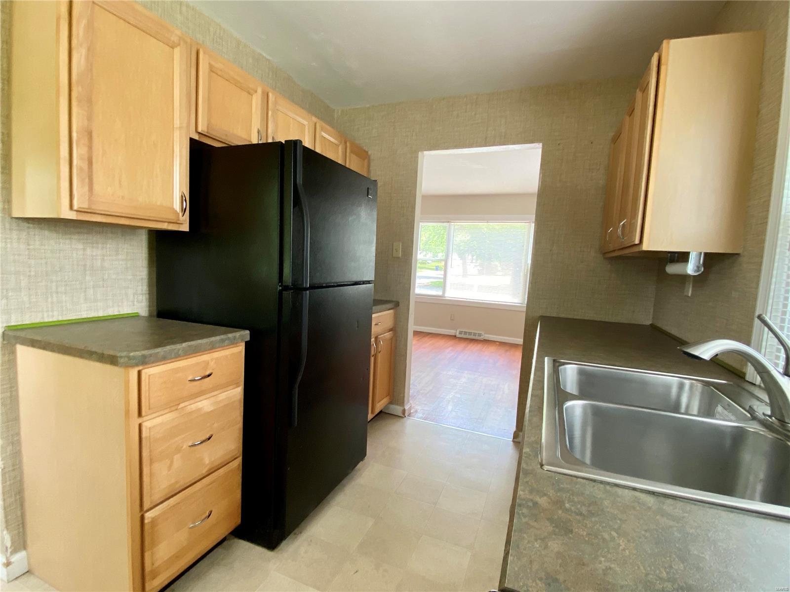 4341 Ashby Road St. Ann, MO 63074 - Photo 4 of 22 Gallery Image 4