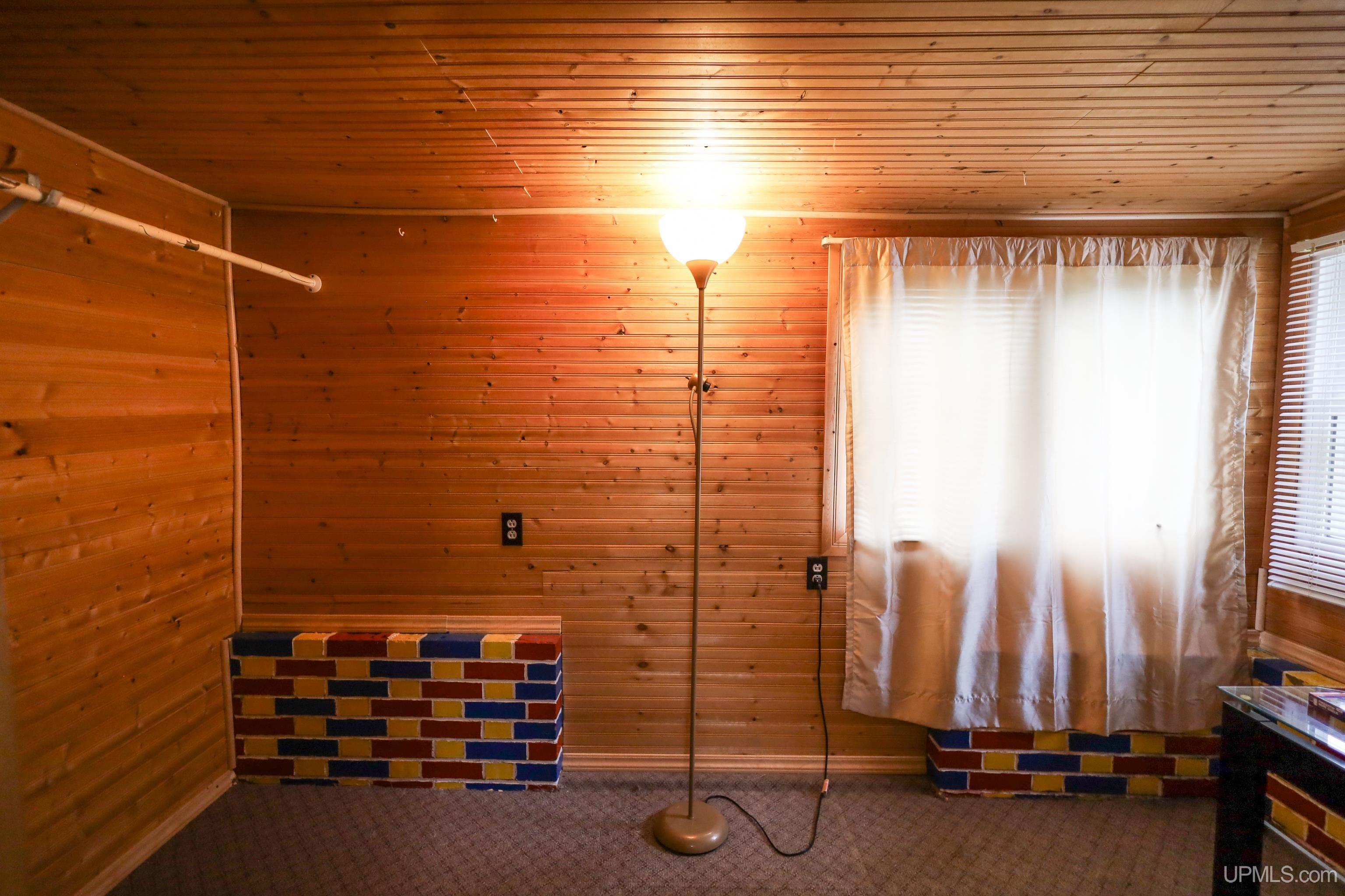 604 Willow Road Marquette, MI 49855 - Photo 23 of 36 Gallery Image 23