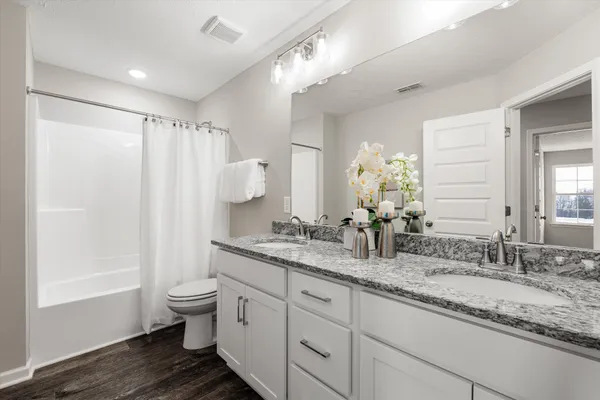 $376,900 | 4329 Calusa Drive, Murfreesboro, TN 37127