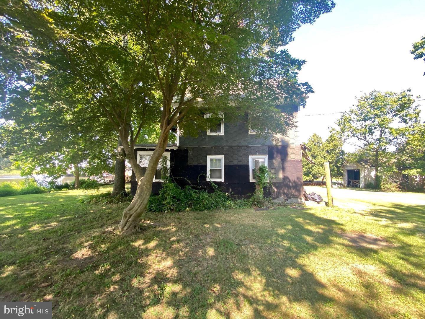 114 Ferry Road Bridgeport, NJ 08014 - Photo 11 of 12