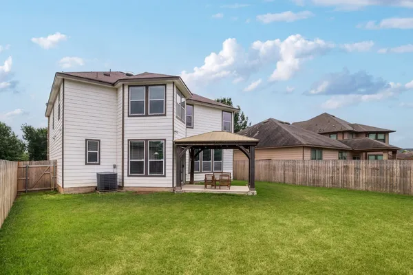 $2,600 | 8716 Panadero Drive, Austin, TX 78747