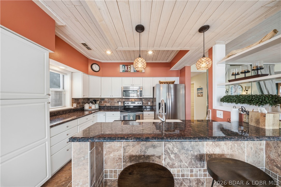 131 Evergreen Road, Unit 1B Sunrise Beach, MO 65079 - Photo 12 of 43