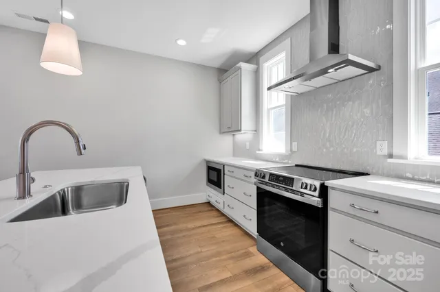 $540,000 | 429 Delburg Mill Alley, Davidson, NC 28036