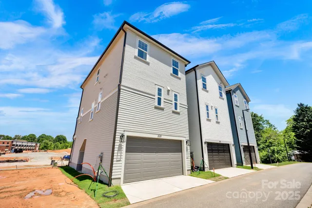 $540,000 | 429 Delburg Mill Alley, Davidson, NC 28036