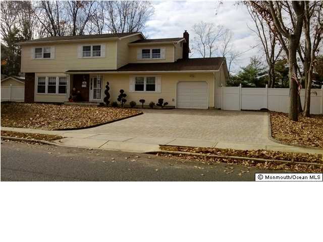 36 North Longview Road Howell, NJ 07731 - Photo 1 of 6 Primary Photo