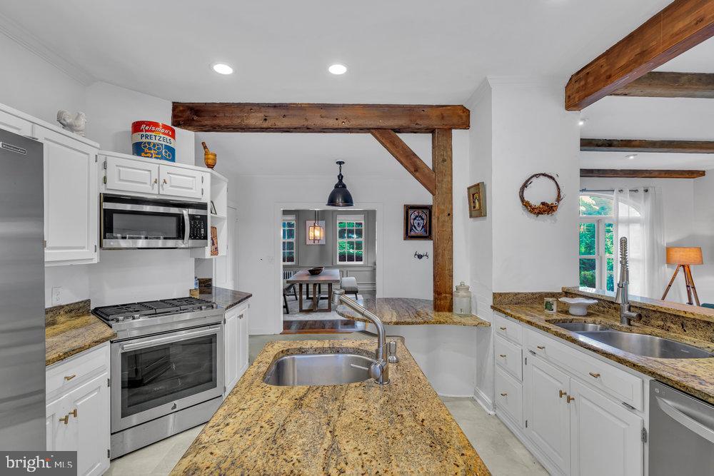 156 Cranbury Neck Road Plainsboro, NJ 08536 - Photo 26 of 86