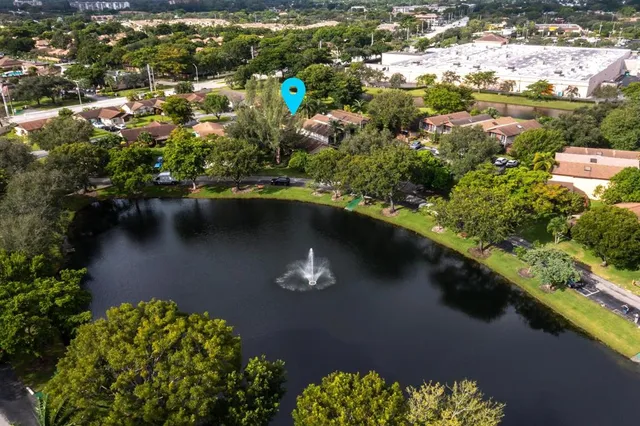 $3,200 | 2259 Nova Village Drive, Davie, FL 33317