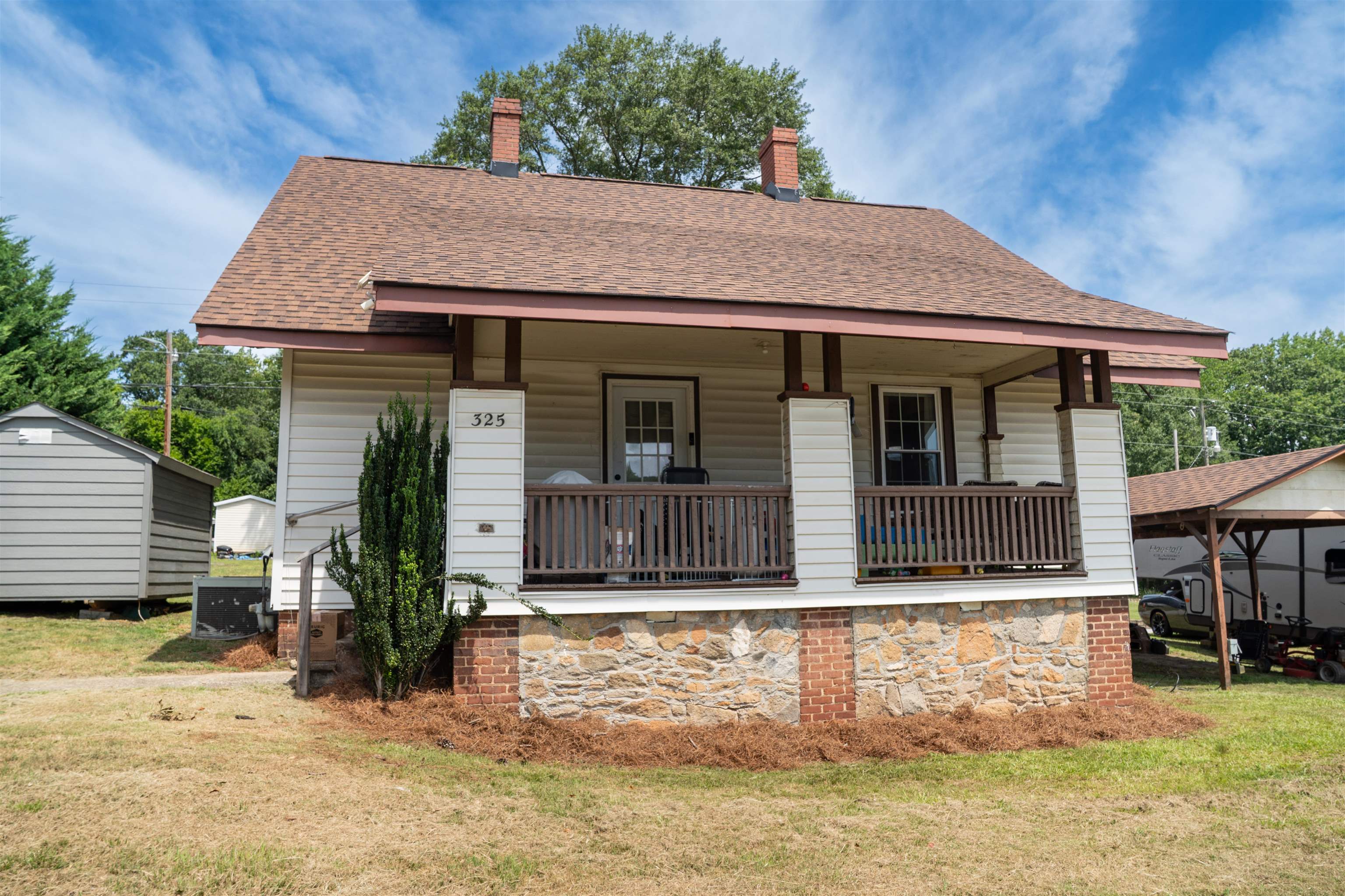 325 Stone Street Pacolet, SC 29372 - Photo 2 of 16 Gallery Image 2