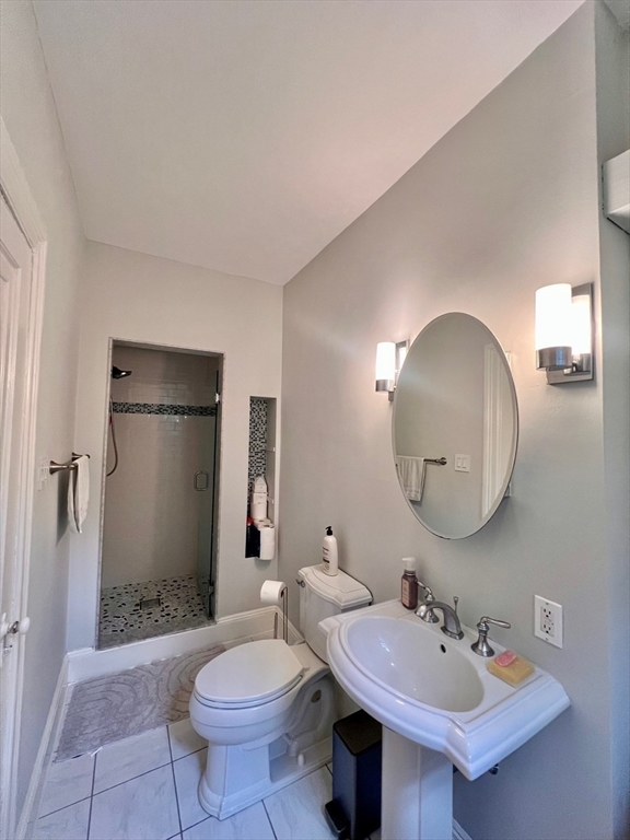 313 Tappan Street, Unit 3 Brookline, MA 02445 - Photo 17 of 23