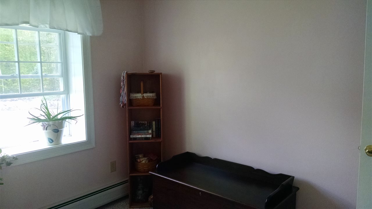 127 Colony Road Pittsfield, NH 03263 - Photo 22 of 40