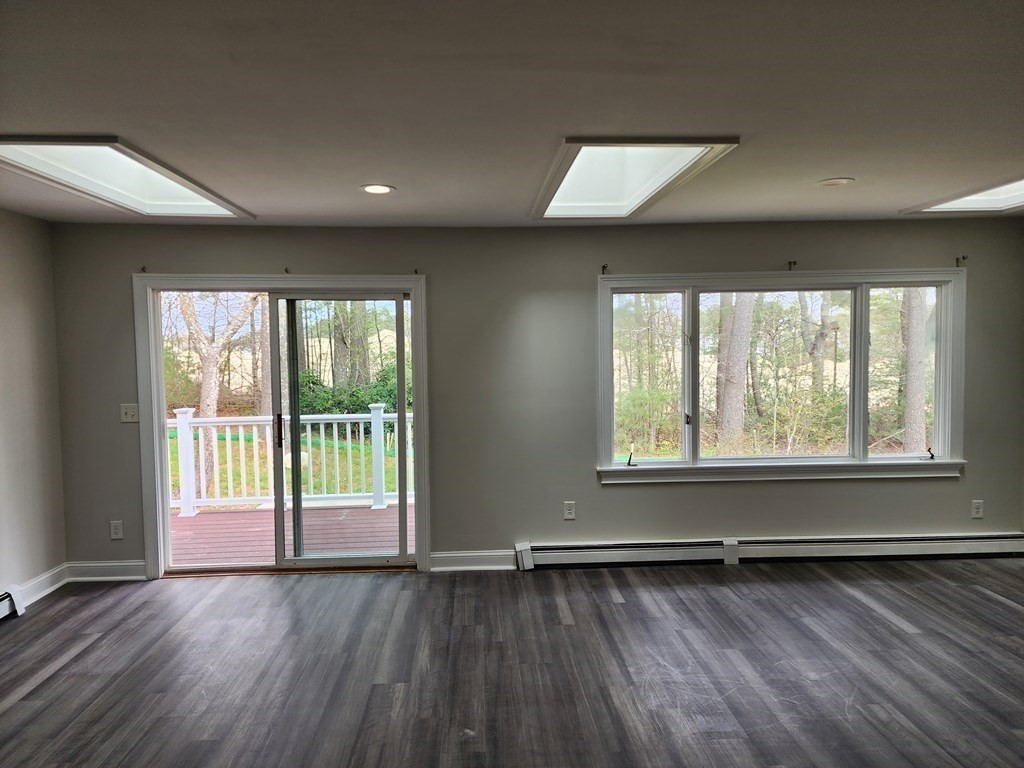 81 Onset Avenue Wareham, MA 02532 - Photo 18 of 42