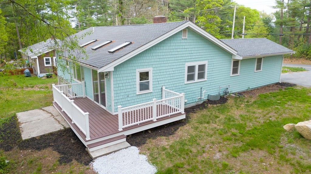 81 Onset Avenue Wareham, MA 02532 - Photo 4 of 42