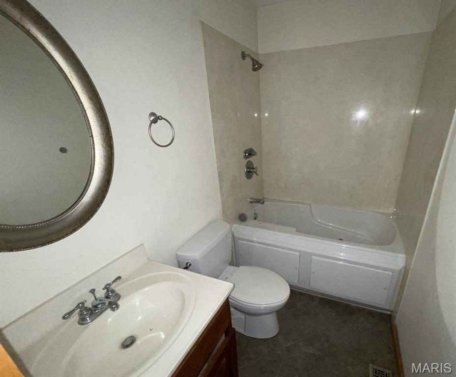 15225 Old State Road Carlyle, IL 62231 - Photo 12 of 28