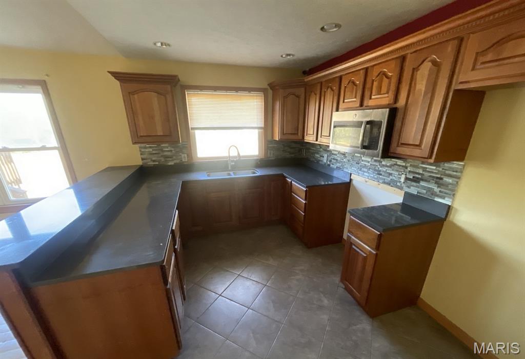 15225 Old State Road Carlyle, IL 62231 - Photo 10 of 28