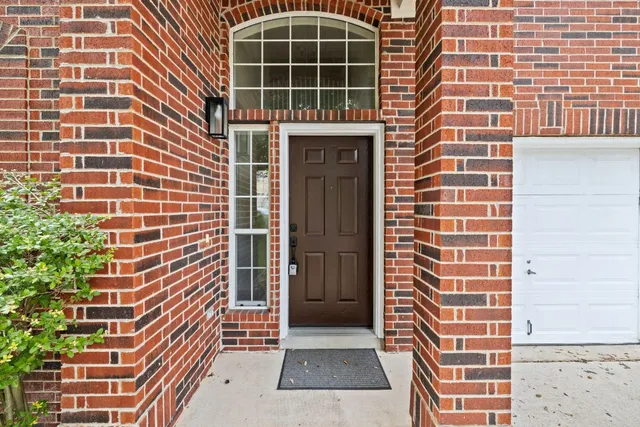 $925,000 | 2732 Cascade Falls Drive, Austin, TX 78738