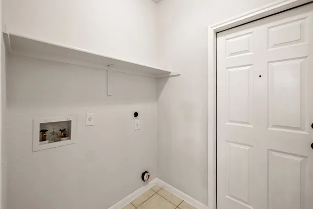 $925,000 | 2732 Cascade Falls Drive, Austin, TX 78738