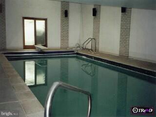 2120 Valley Road Huntingdon Valley, PA 19006 - Photo 4 of 6