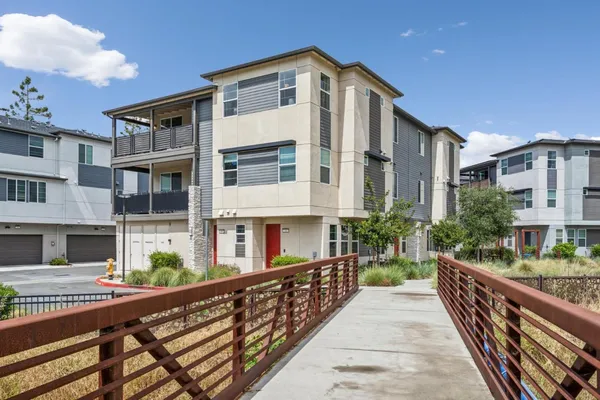 $599,999 | 373 Arc Court, Hayward, CA 94544