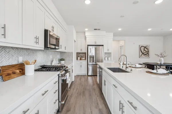 $599,999 | 373 Arc Court, Hayward, CA 94544