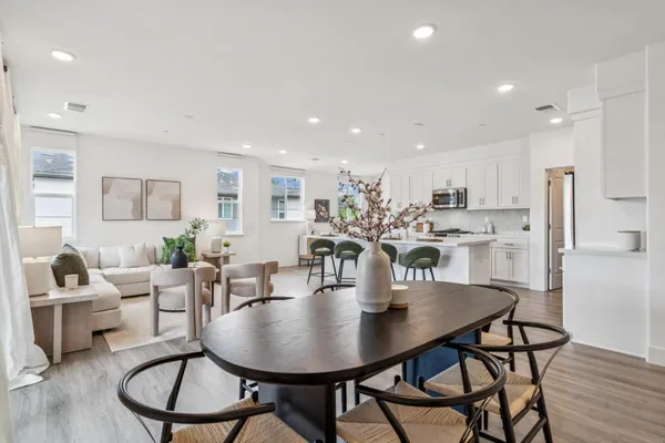 $599,999 | 373 Arc Court, Hayward, CA 94544