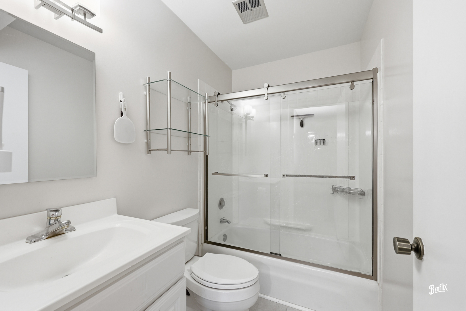 925 Spring Hill Drive, Unit 212 Northbrook, IL 60062 - Photo 7 of 16