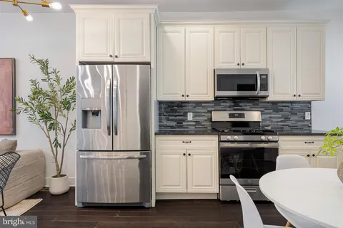 $535,000 | 1834 Sepviva Street, Philadelphia, PA 19125