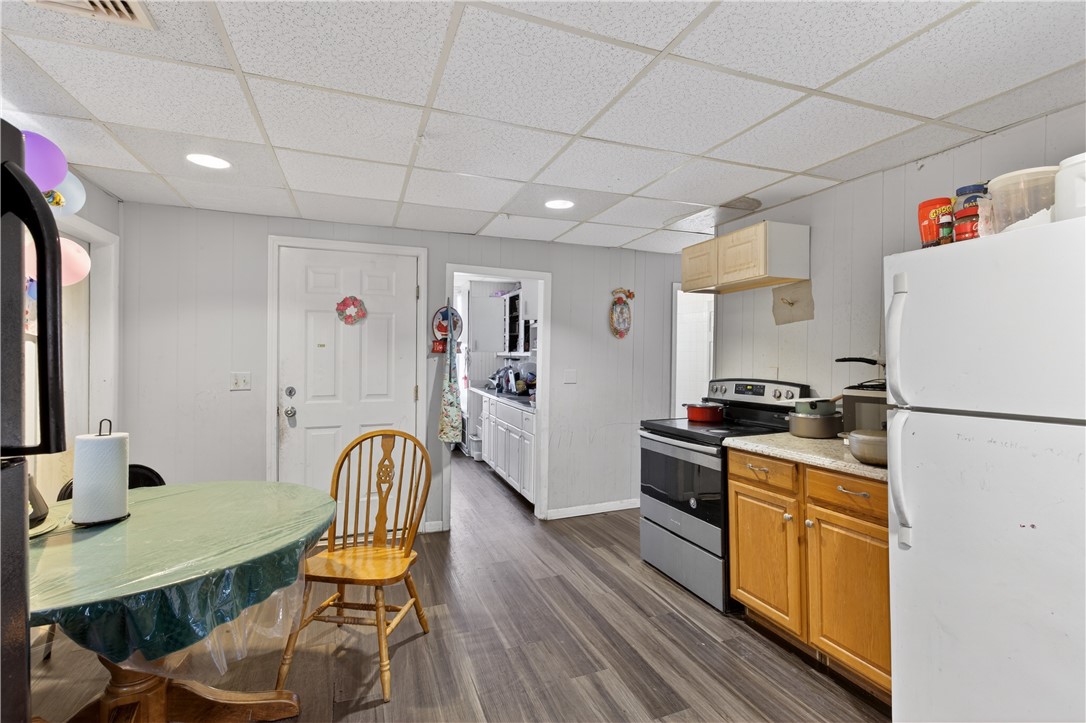 538 Wood Avenue Woonsocket, RI 02895 - Photo 11 of 50