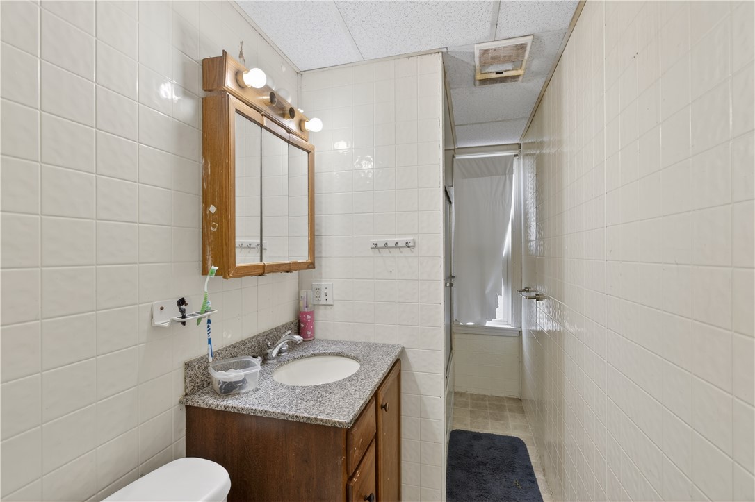 538 Wood Avenue Woonsocket, RI 02895 - Photo 20 of 50