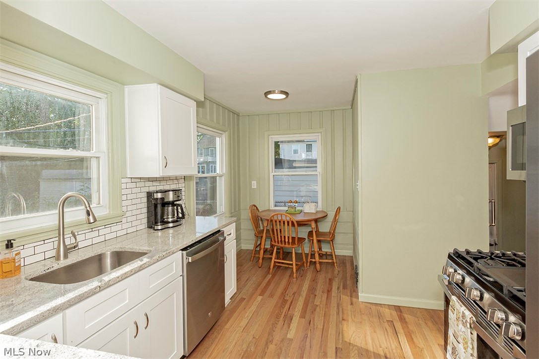 3727 Normandy Road Cleveland, OH 44120 - Photo 3 of 31