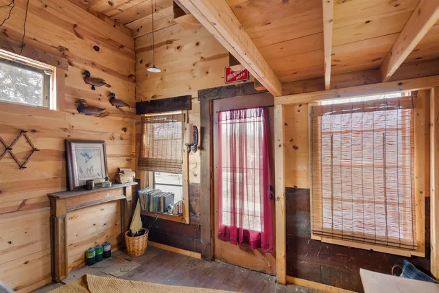 $100,000 | 1 Blue Grass Court, Davenport, IA 52802