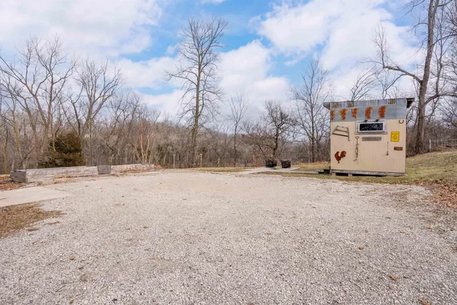 $100,000 | 1 Blue Grass Court, Davenport, IA 52802