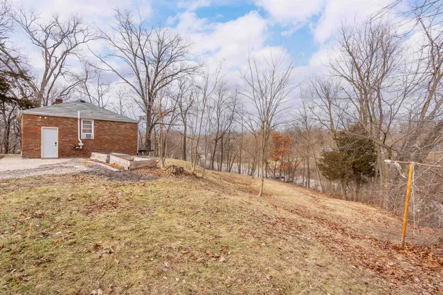 $100,000 | 1 Blue Grass Court, Davenport, IA 52802