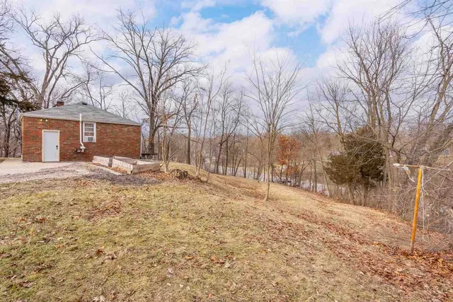 $100,000 | 1 Blue Grass Court, Davenport, IA 52802