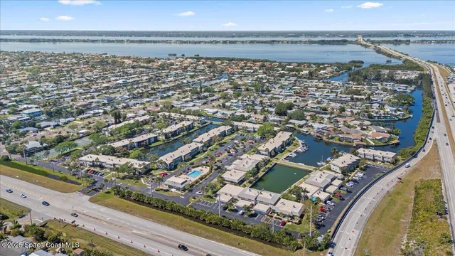 $335,900 | 432 Blue Jay Lane, Unit 62, Satellite Beach, FL 32937