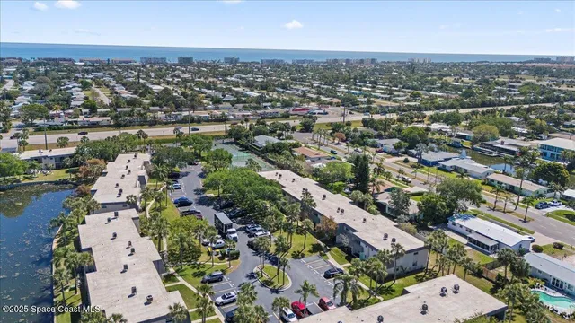$335,900 | 432 Blue Jay Lane, Unit 62, Satellite Beach, FL 32937