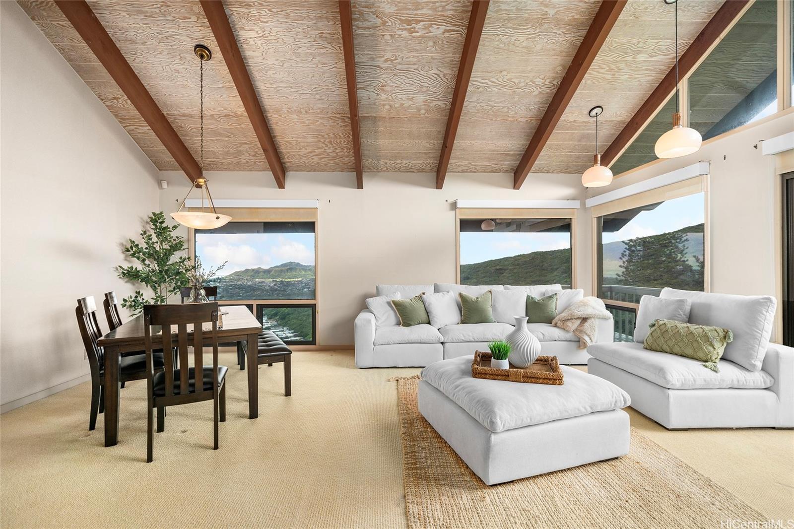 1708 Kumakani Loop Honolulu, HI 96821 - Photo 4 of 25